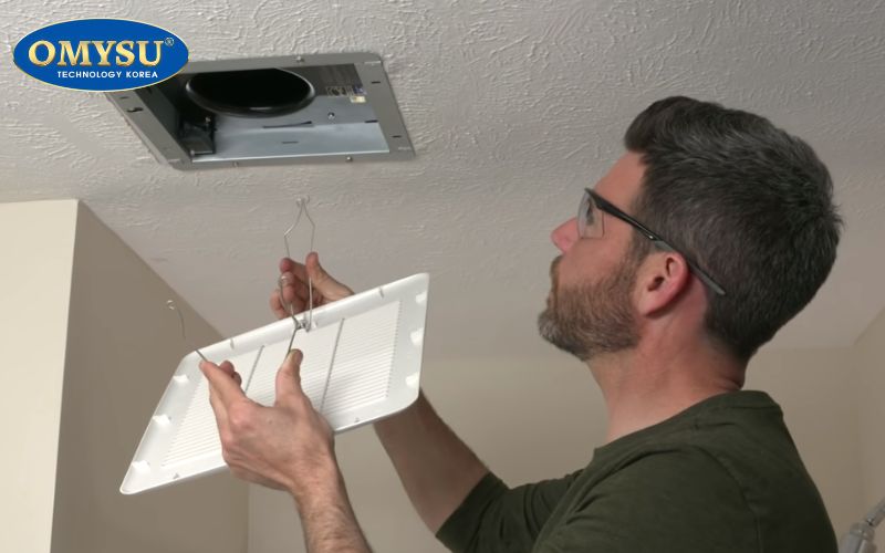 Làm sạch và kiểm tra lưới bảo vệ quạt thông gió